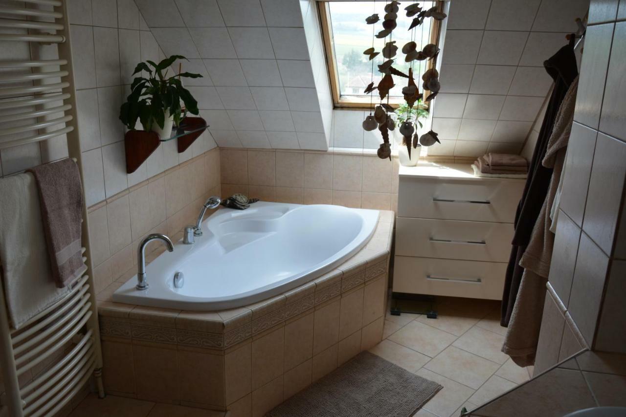 Ubytovani Pod Cimburkem Mestecko Trnavka Экстерьер фото